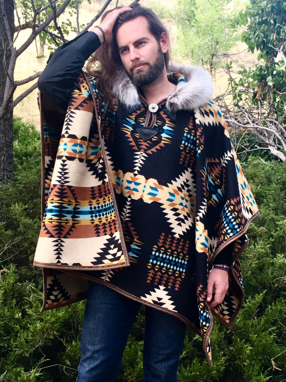 Rancho Arroyo Black Riding Poncho | Pendleton® Wool | Reversible