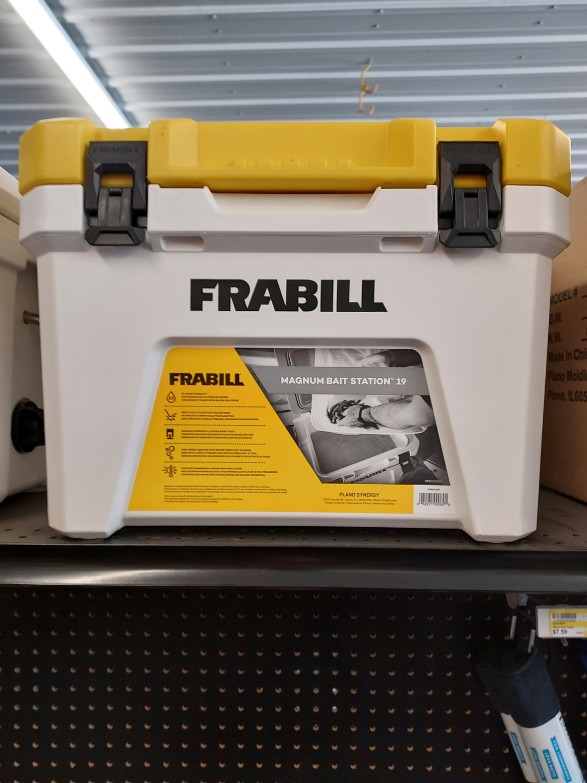 FRABILL Magnum Bait Station - 19 Quart