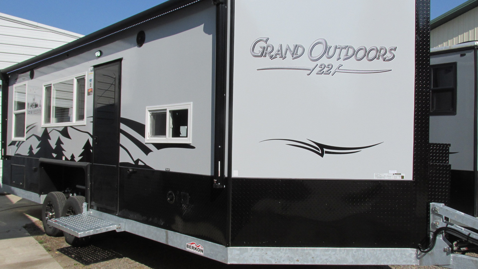 SOLD!!! 2026 Ice Castle 22 Grand Outdoors RV (SF)