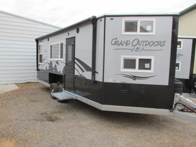 SOLD! Ice Castle 21 Grand Outdoors RV