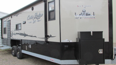 2026 Ice Castle 24 Cedar Lodge RV at Rippin' Backroads Ice Castle & RV