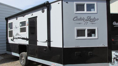 2027 Ice Castle 17 Cedar Lodge RV SF
