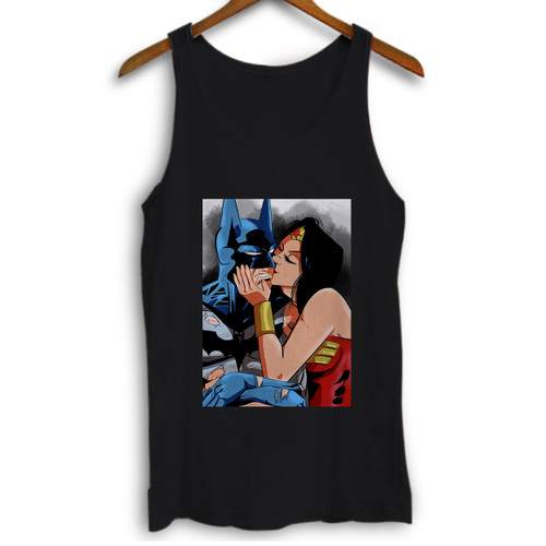 Wonder Woman Kiss Batman Woman Tank top
