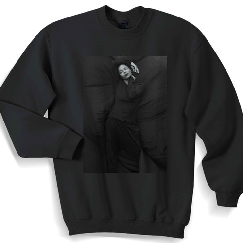Janet Jackson Brings Unisex Sweater