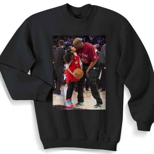 Kobe Bryant Kiss His Daughter Gigi Bryant Unisex Sweater