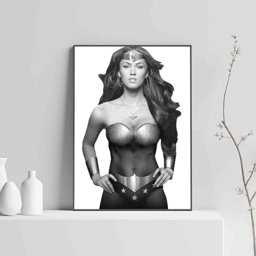 Wonder Women Girl Gray Posters