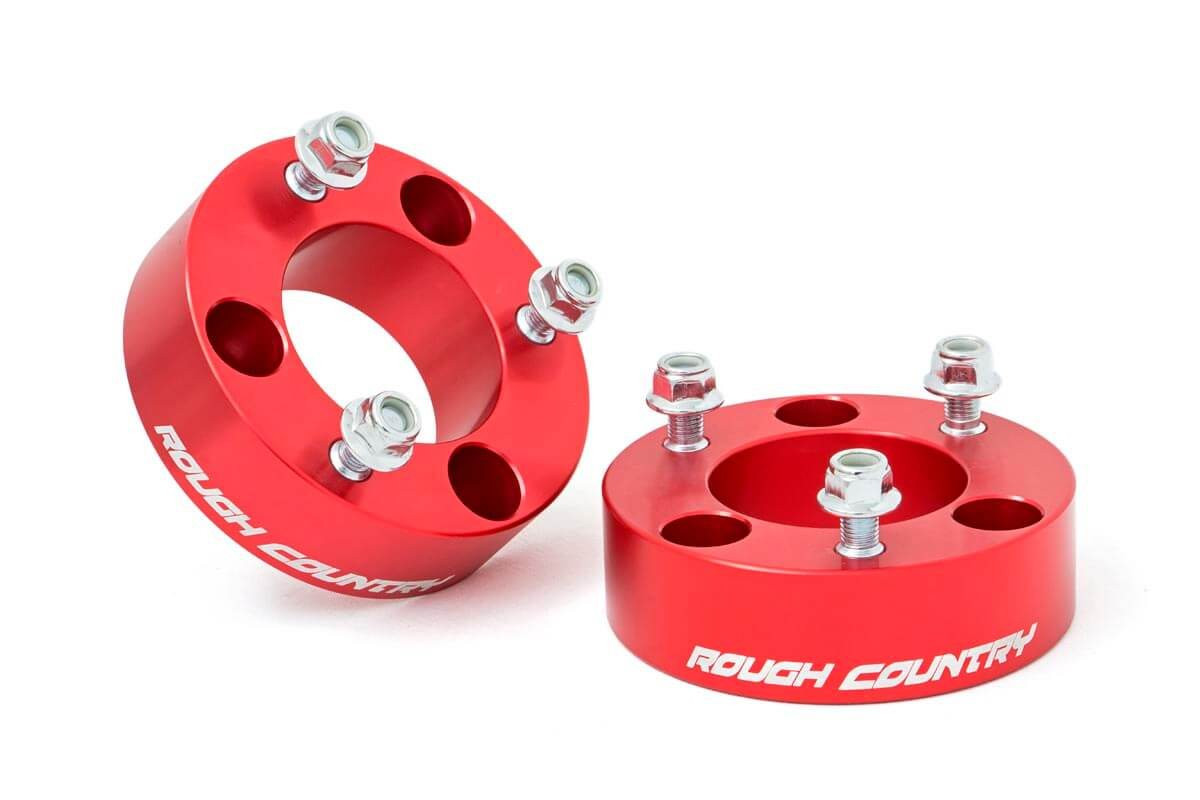 Rough Country 2.5 Inch Leveling Kit - Red Spacers - Nissan