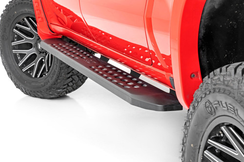 RPT2 Running Boards Crew Cab Black Chevy/GMC 1500/2500HD/3500HD (19-23)