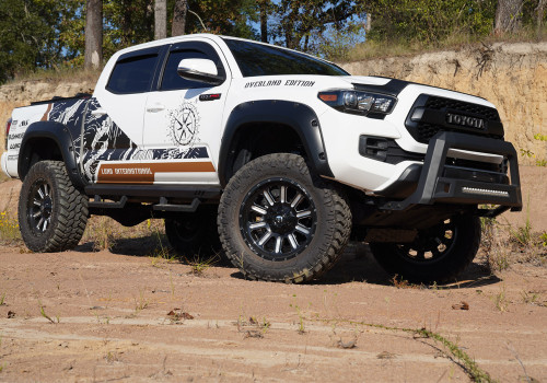 16-22 Toyota Tacoma no TRD Pro 4.5in Suspension Lift Kit w/Shadow Shocks - Superlift Suspension