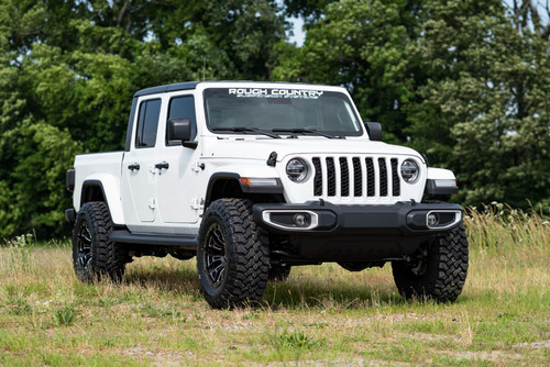 24 Jeep JT 4WD Spacers 2.5in Leveling Kit - Rough Country 