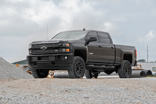 11-19 Chevy/GMC 2500HD/3500HD w/Overloads M1 3.5in Lift Kit - Rough Country (RED)