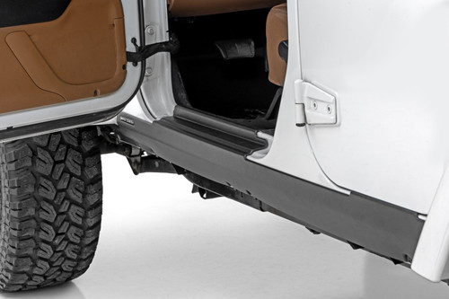07-18 Jeep JK Rocker Sill Plates Trail Cladding - Rough Country 