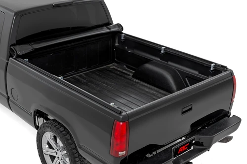 00-06 & Classic Chevy/GMC 1500 6ft7in Bed Soft Roll Up Bed Cover - Rough Country 