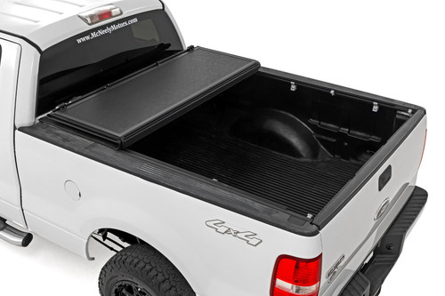 04-14 Ford F150 6ft7in Bed Hard Low Profile Bed Cover - Rough Country 04-14 Ford F150 6ft7in Bed Hard Low Profile Bed Cover - Rough Country