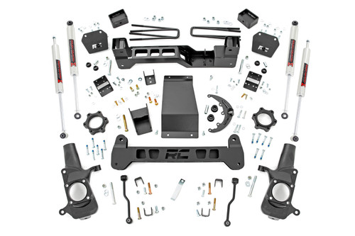 99-04 Chevy/GMC 2500 4WD M1 6in Lift Kit - Rough Country 