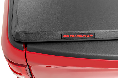 Soft Tri-Fold Bed Cover | 5' Bed | Chevy/GMC Canyon/Colorado 2WD/4WD (15-22) - 41215500A