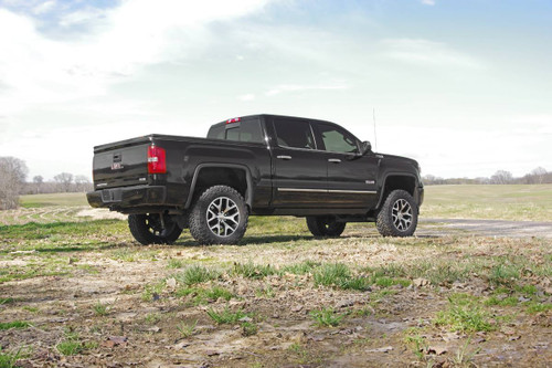 14-18 GMC 1500 Denali 4WD Cast Steel Magneride Bracket 7in Lift Kit - Rough Country 14-18 GMC 1500 Denali 4WD Cast Steel Magneride Bracket 7in Lift Kit - Rough Country