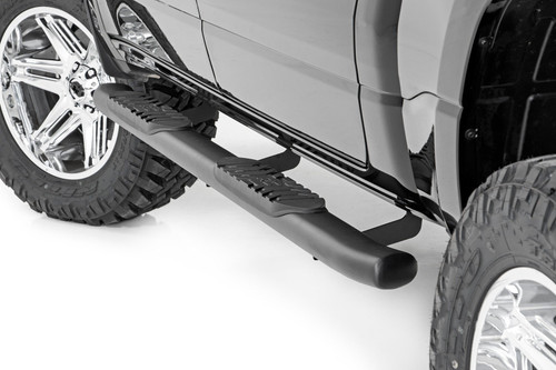 Oval Nerf Step Crew Cab Black Ram 1500 (19-23)/1500 TRX (21-23) 