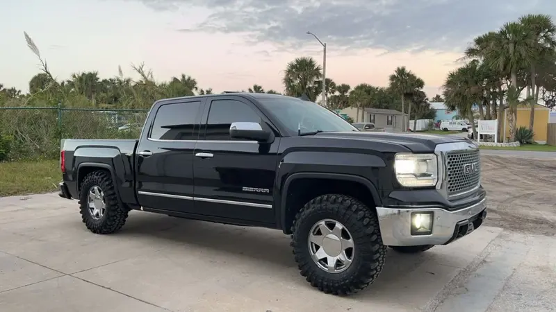 2015 Sierra 1500 Crew Cab, 3 inch level, 35x13.50R17