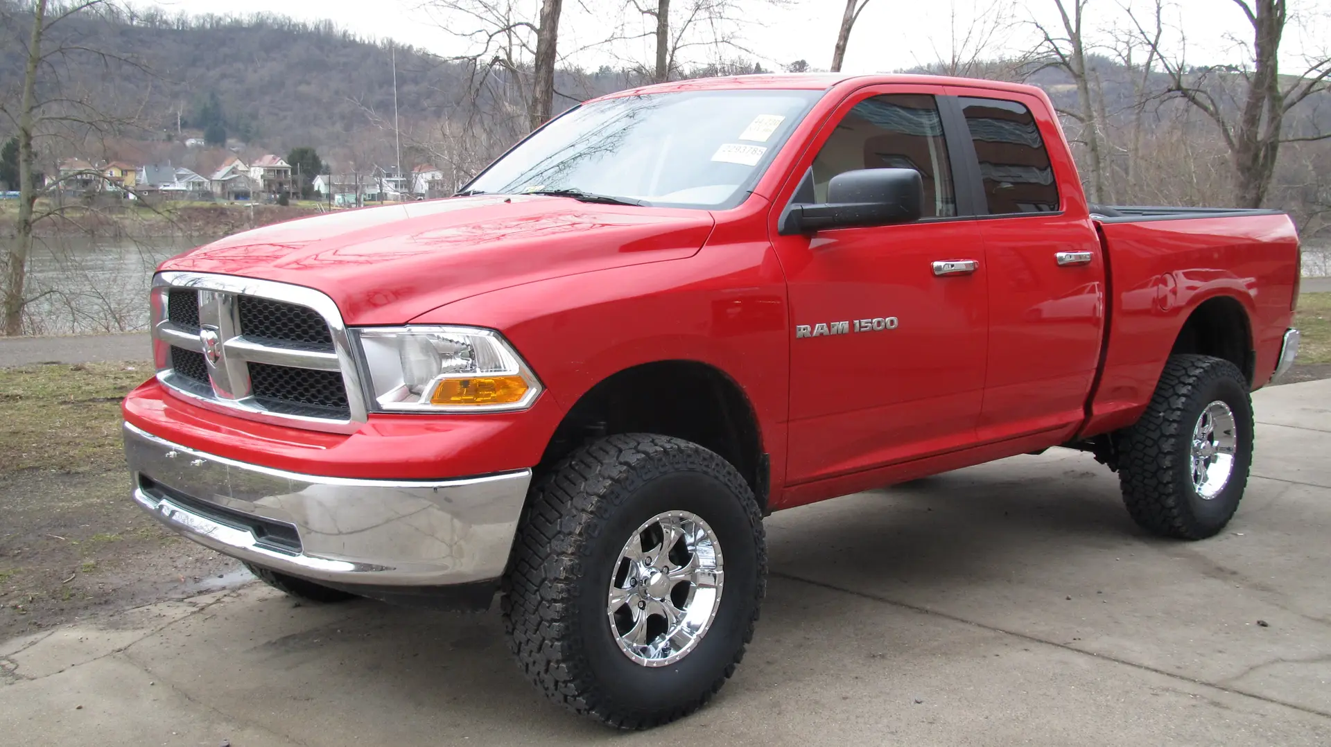 Real Ram build: 2010 Ram 1500 on a 6 inch Rough Country lift with 35x12.50R17 tires and Helo Maxx 6 chrome wheels