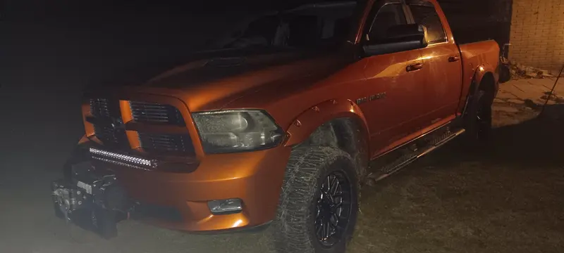 2010 Ram, 33x12.50R20 TrXuS STS Radial