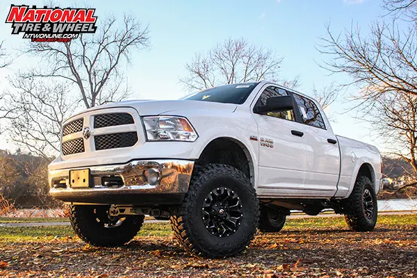 2016 Ram 1500, 6 inch Rough Country, 37x12.50R17 on 17x9 Fuel Assault