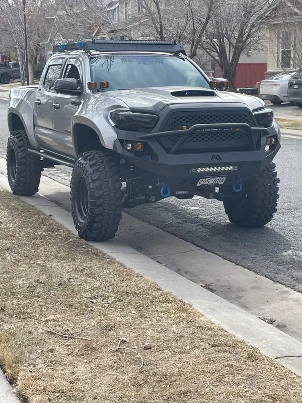2017 Tacoma, 6 inch Fabtech, 37x14.50R17