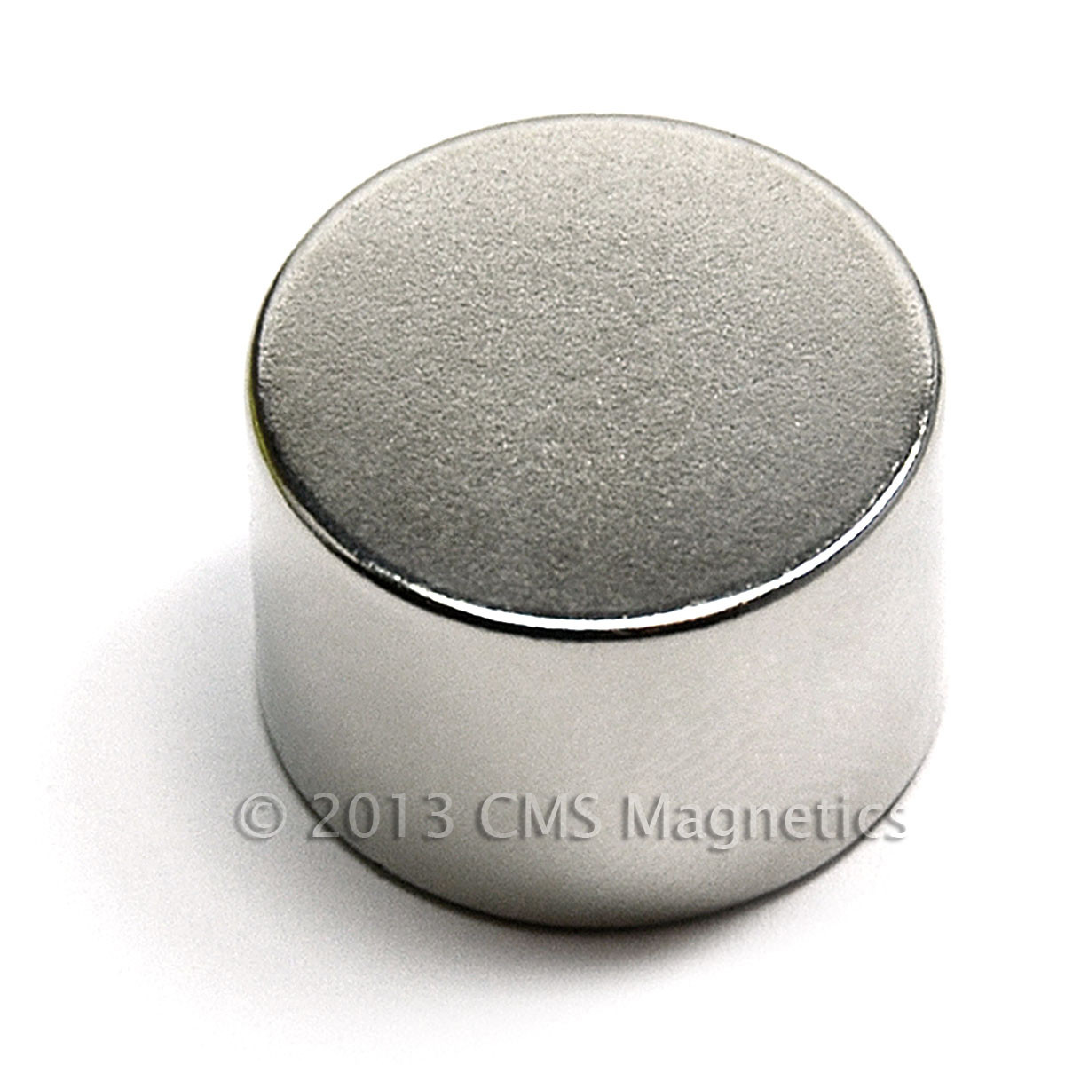 Strong rare earth disc magnet, N42 grade, 34 LB pull force