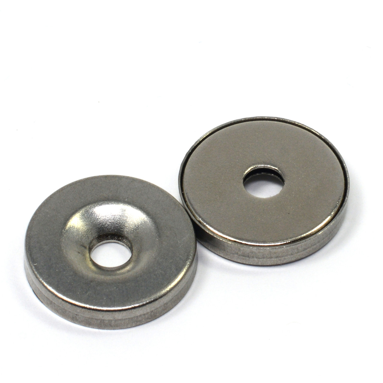 Close-up of the stainless steel covering on the N52 Neodymium Disc Magnet