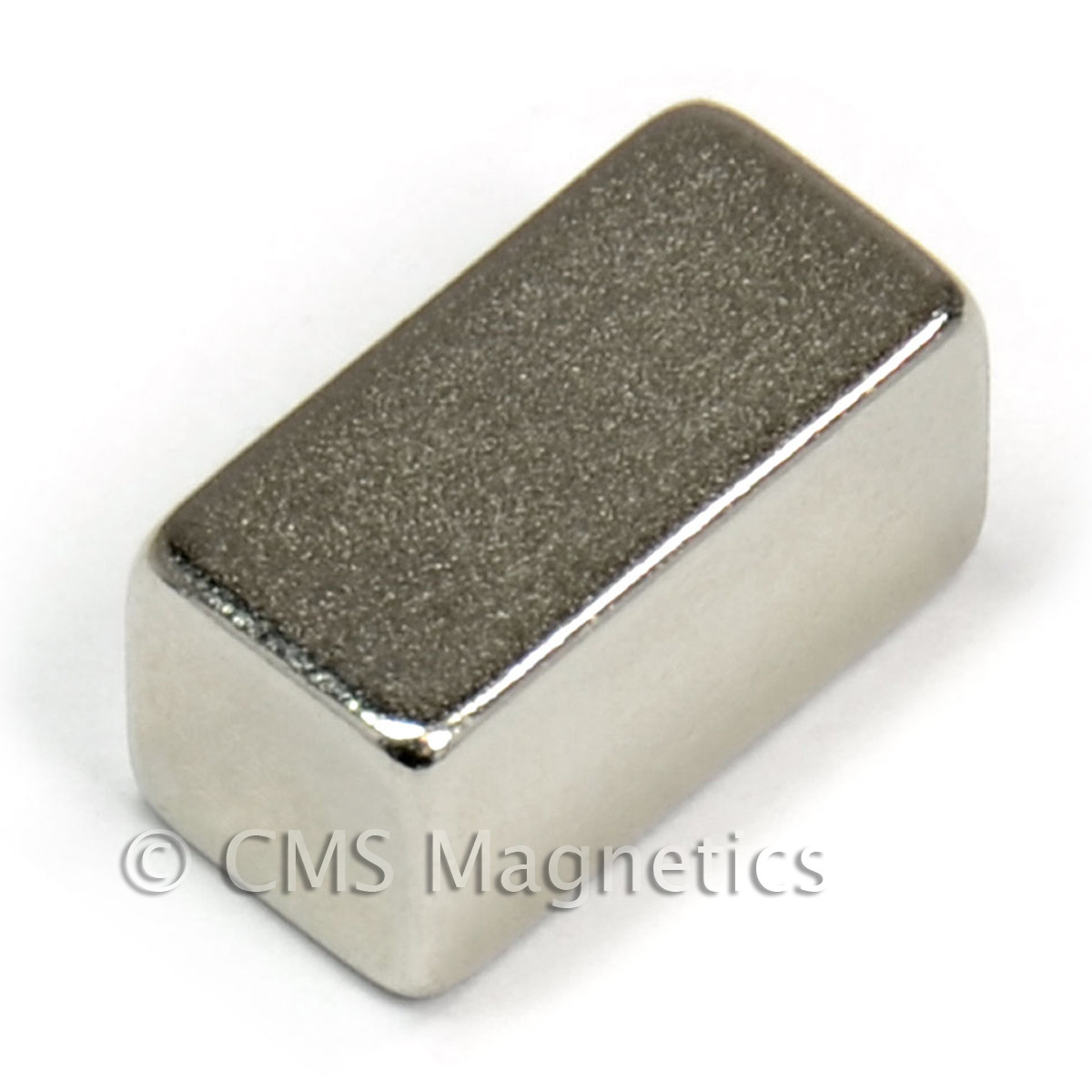 Close-up of corrosion-resistant N45 neodymium bar magnet with NiCuNi coating, high strength 9.7 lbs pull for tool organization