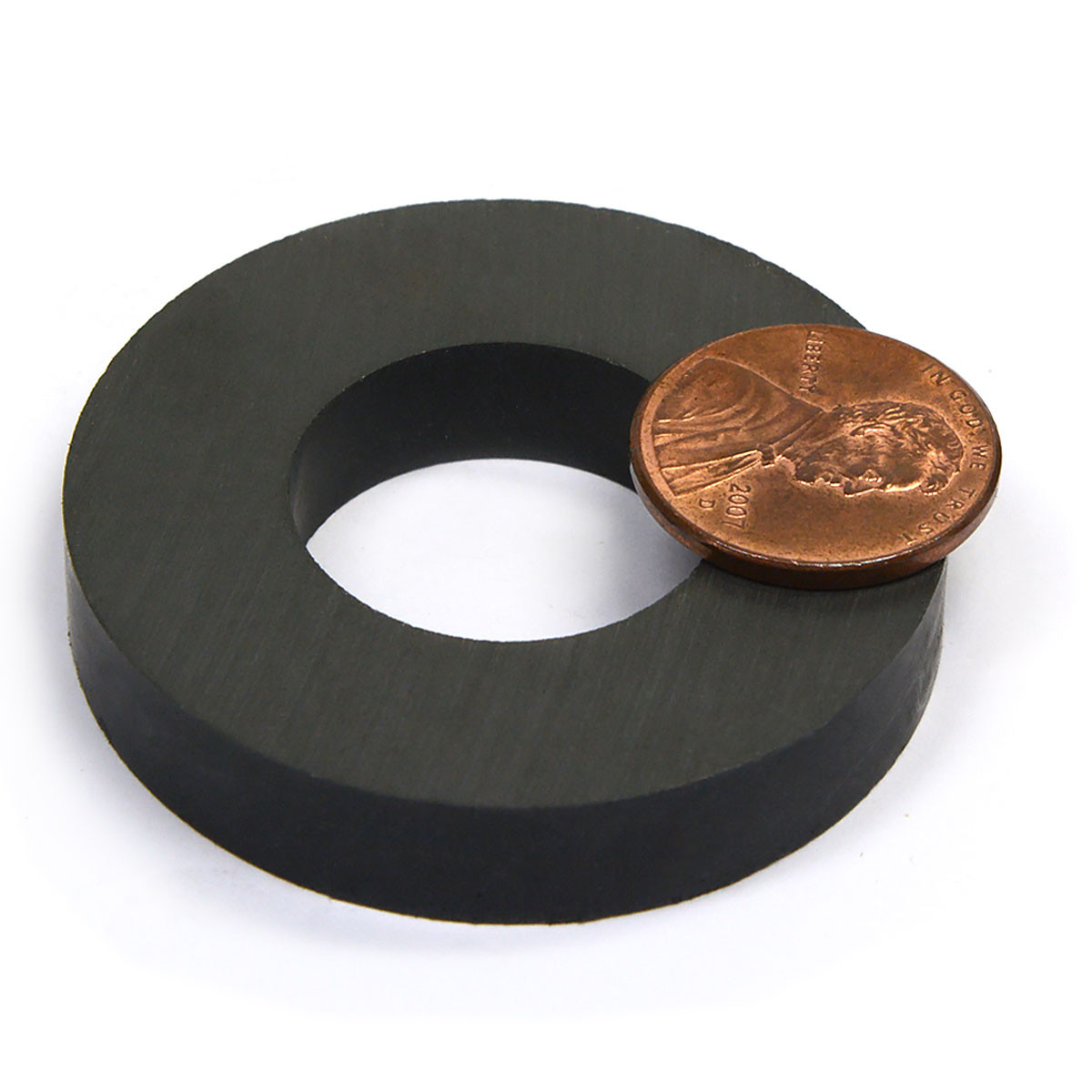 Grade 8 Ceramic Ring Magnet in use - Ideal for various industrial applications