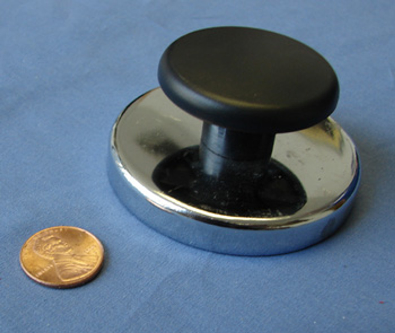 Ceramic Magnet Holder with Knob