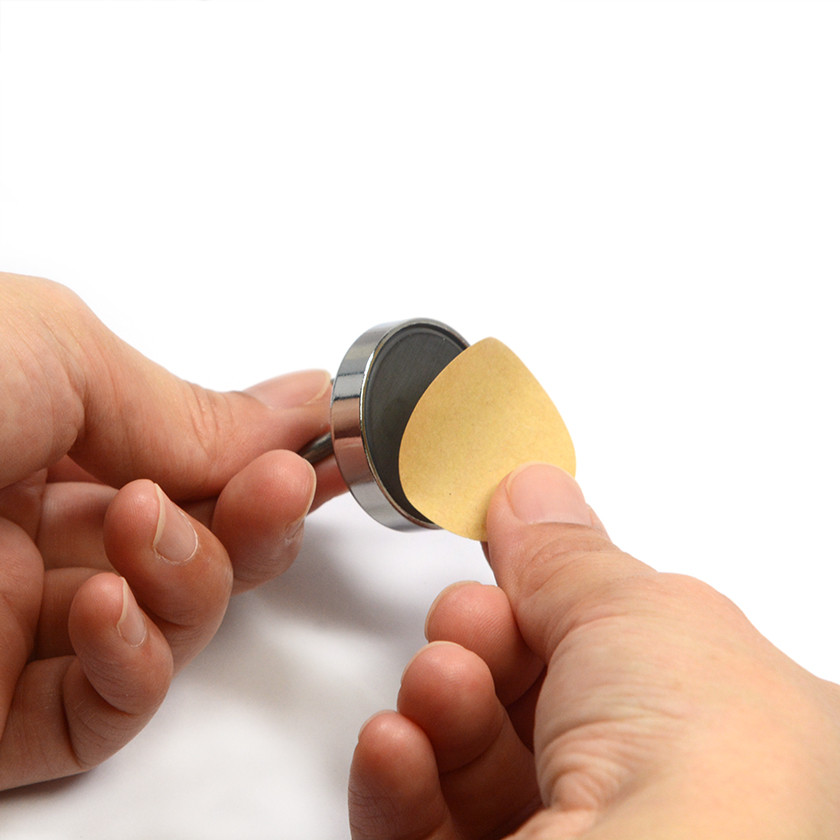 Ceramic Magnet Hooks with non-scratching backing