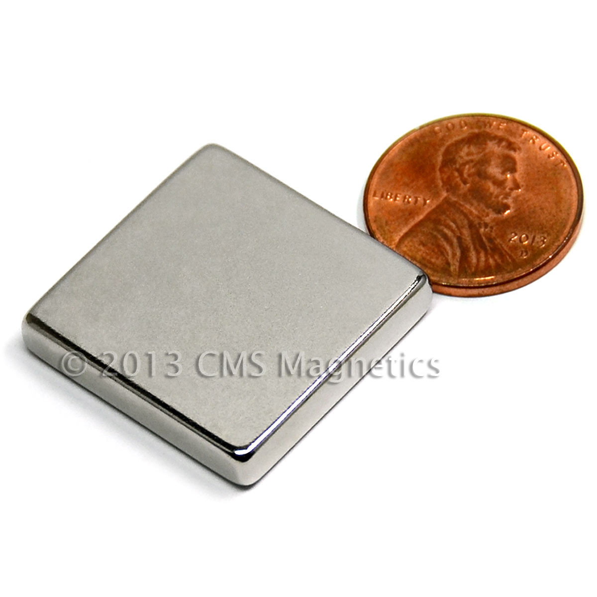 N45 Neodymium Magnet in use - Ideal for industrial applications requiring strong magnetic pull