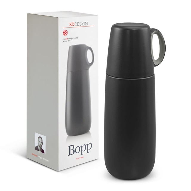 A drink bottle in black with a grey handle, accompanied by a branded box.