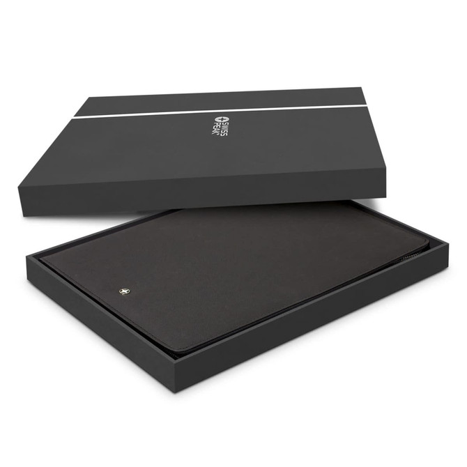 A black A4 portfolio with a zipper, presented in an elegant black box, featuring a logo on the front.