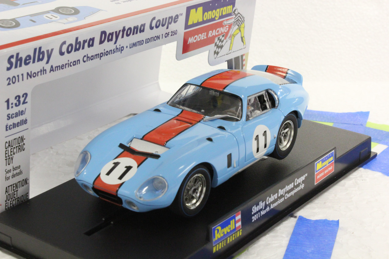 Revell/Monogram Slot C 1:32 08351/85-4850 Shelby Cobra Daytona Coupe Le Mans'64 No.5 / 08352/85-4852 Daytona Coupe Daytona ́65  26