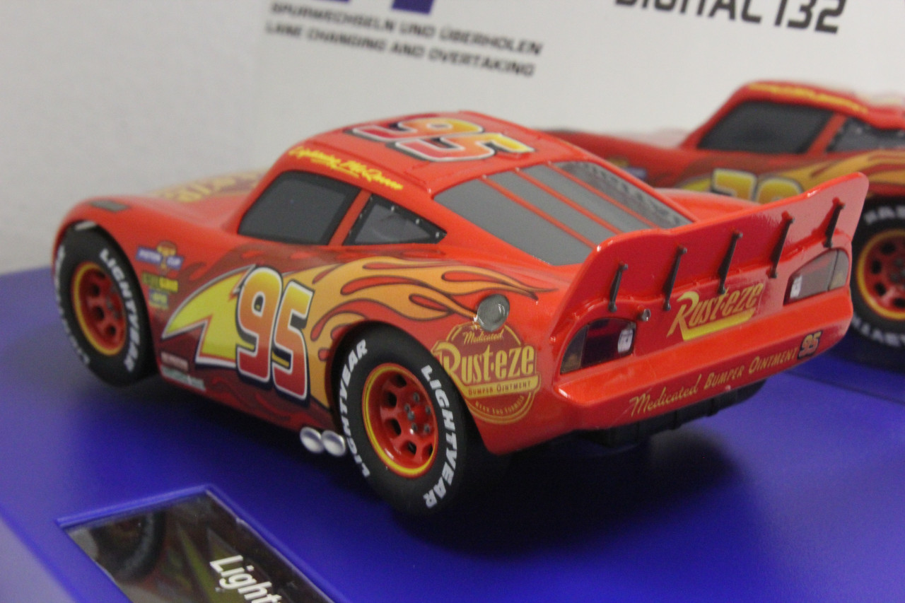 30806 Carrera Digital 132 Disney Pixar Cars 3 Lightning McQueen 95, 1