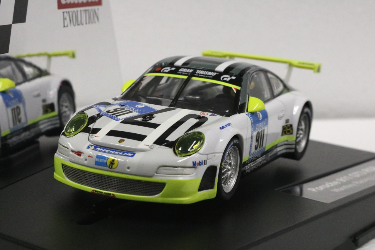 27543 Carrera Evolution Porsche 911 GT3 RSR Manthey Racing #911, 1