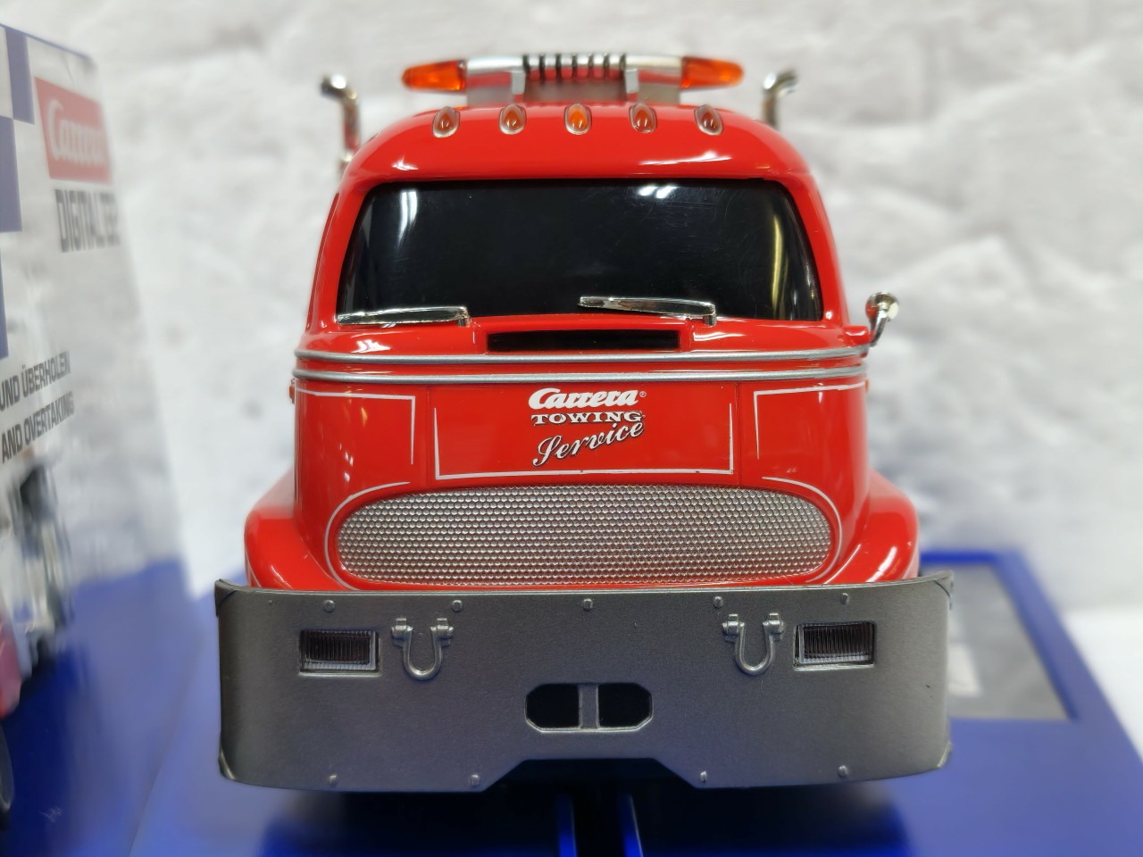 30867 Carrera Digital 132 Carrera Towing Service 1:32 Slot Car