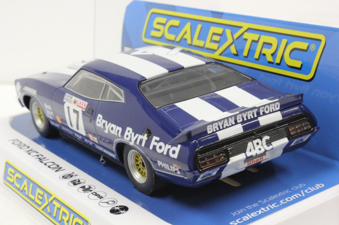 Scalextric C3923 Ford Falcon XC Dick Johnson 1979, #17 1/32 Slot