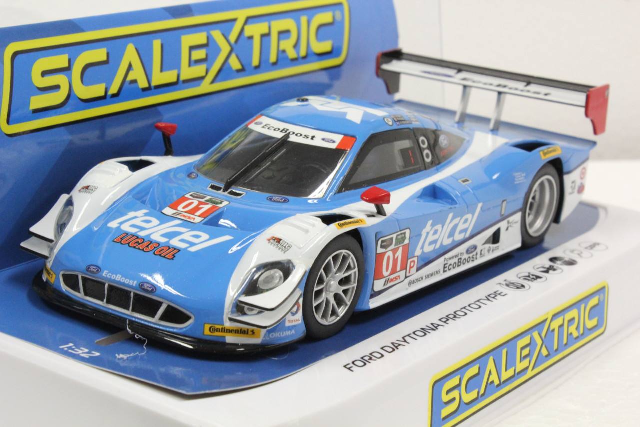 C3948 Scalextric Ford Daytona Prototype 2014 12h of Sebring, #01 1