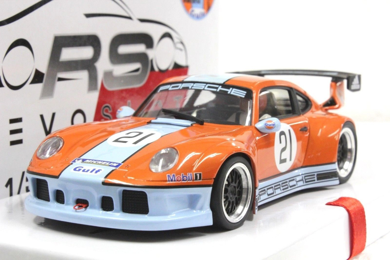 RS0014 RevoSlot Porsche 911 GT2 Special Gulf Edition - Pearl