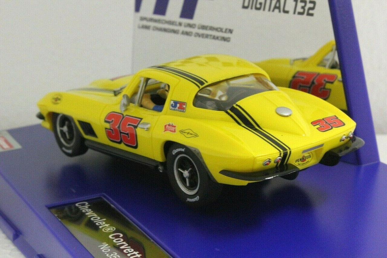 30906 Carrera Digital 132 Chevrolet Corvette Sting Ray, #35 1:32