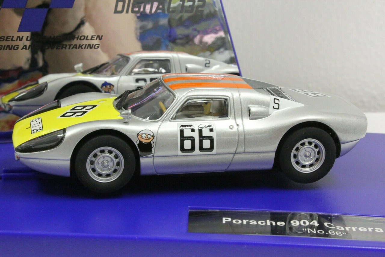 30902U Carrera Digital 132 Porsche 904 Carrera GTS, #66 1:32 Slot