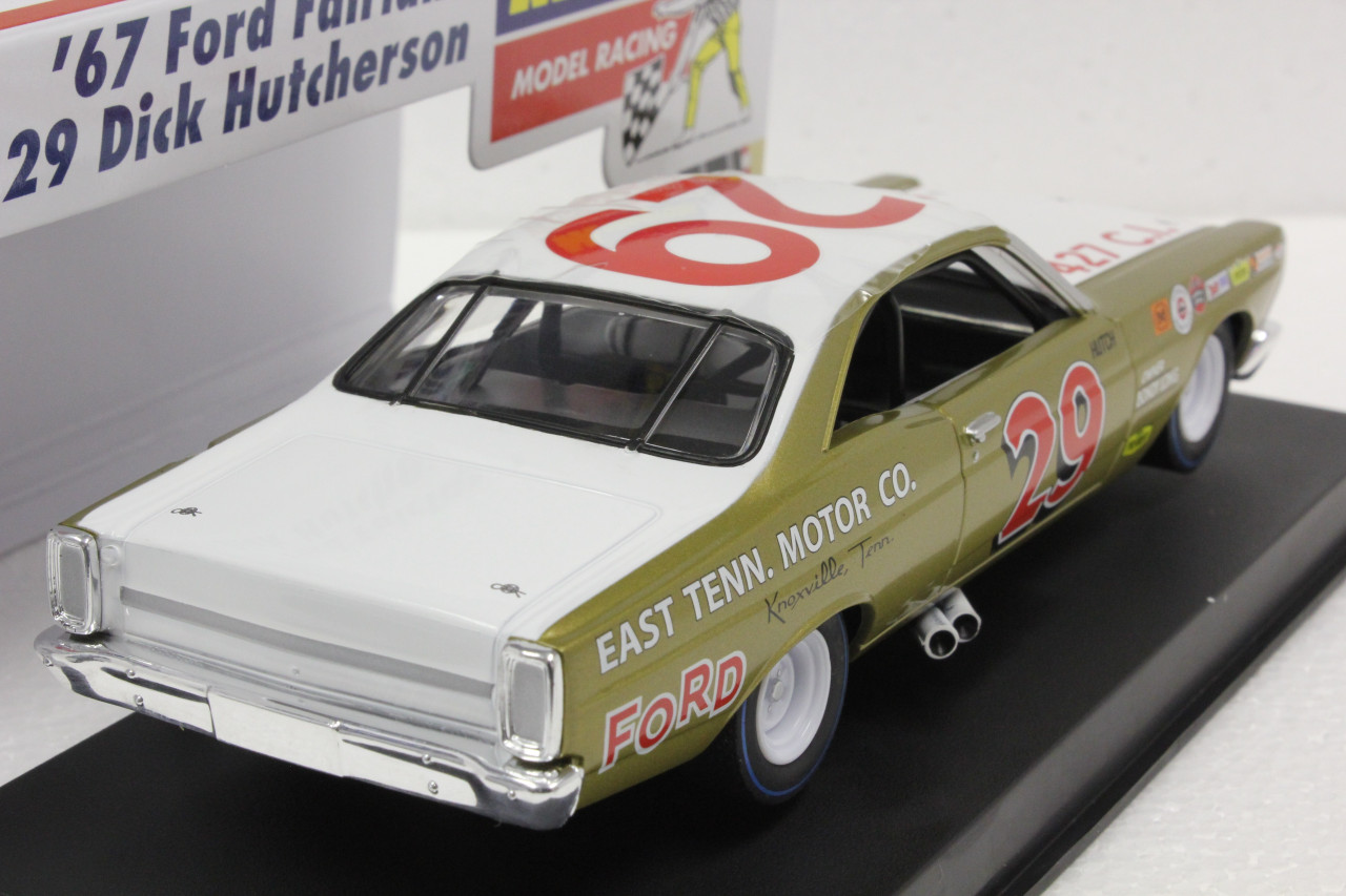 4836 Revell/Monogram 1967 Ford Fairlane Dick Hutcherson 1:32 Slot