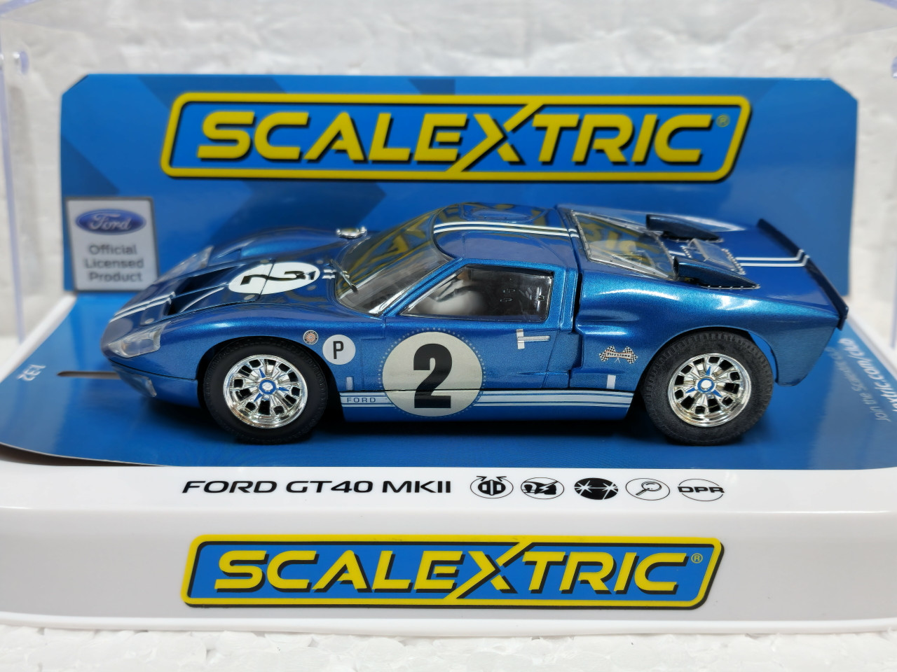 C3916 Scalextric Ford GT40 MKII - 12 Hour of Sebring 1967, #2 1:32