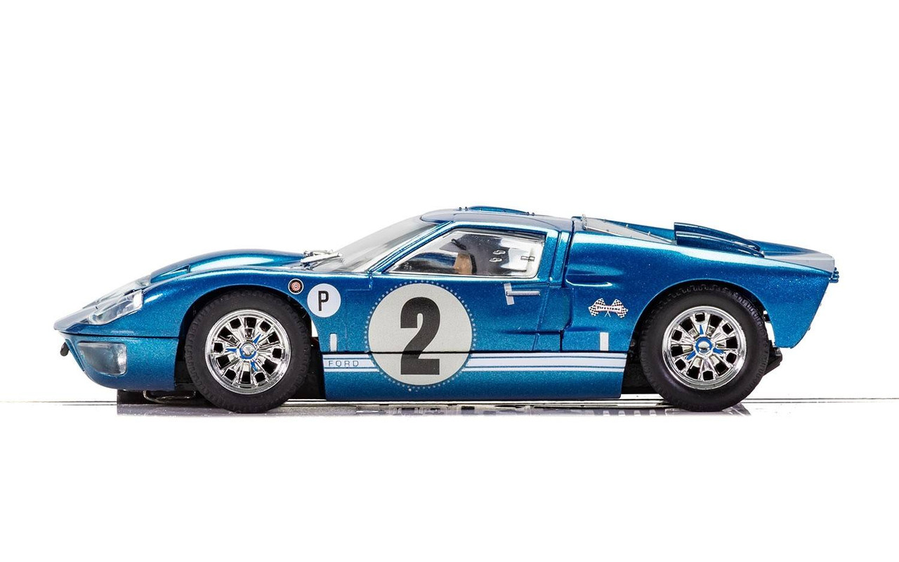 C3916 Scalextric Ford GT40 MKII - 12 Hour of Sebring 1967, #2 1:32