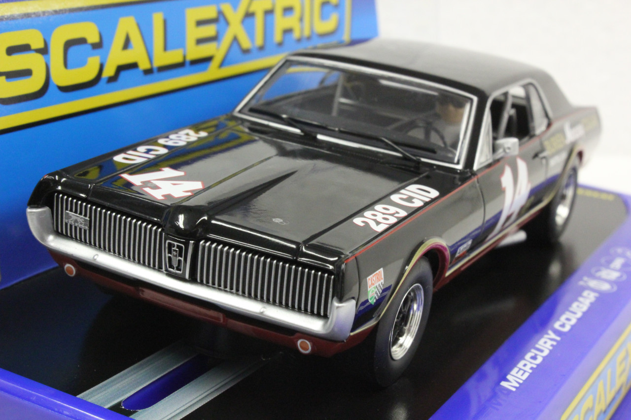 SEC3536 Carrera Digital 132/Scalextric 1967 Mercury Cougar Trans