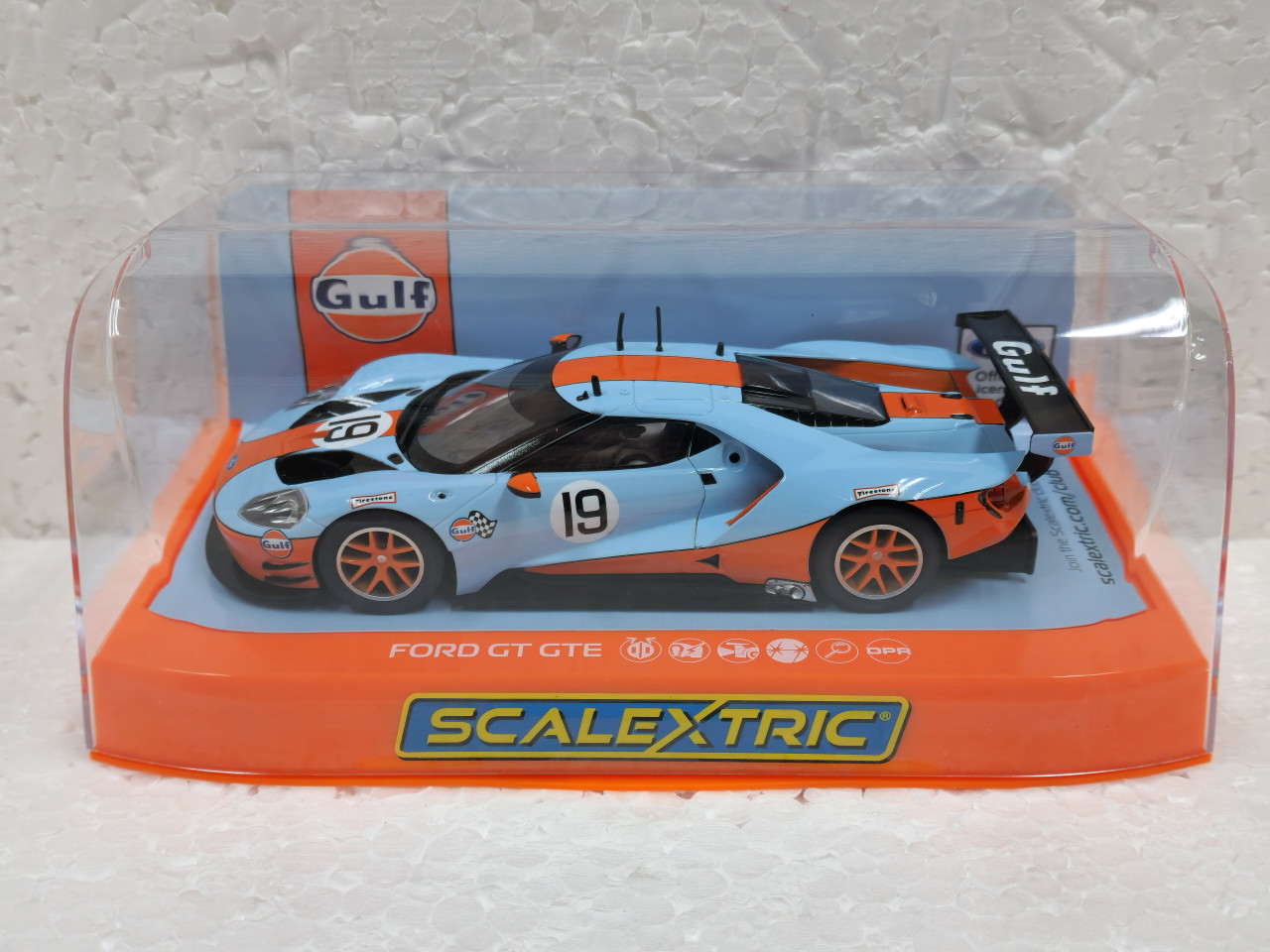 C4034 Scalextric Ford GT GTE Gulf Edition, #19 1:32 Slot Car *DPR